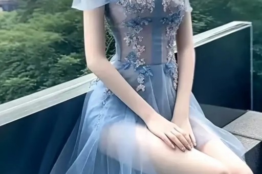 易易紫曝少数民族女星被经纪人潜规则：娱乐圈的权力游戏何时休